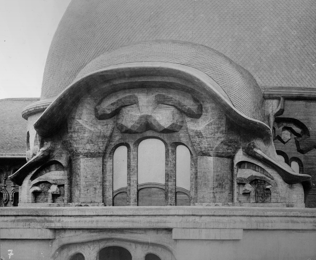 West-Ingang van het eerste Goetheanum